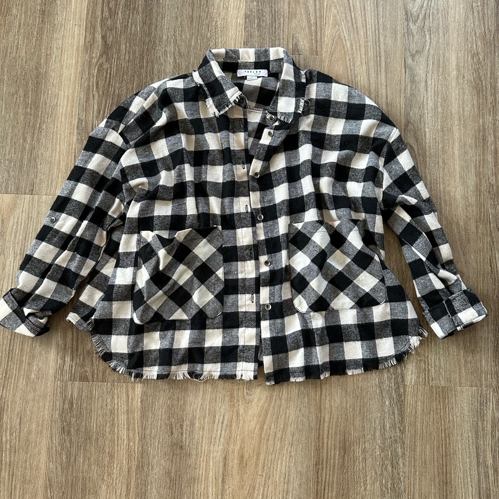 Boutique Black and White Flannel Button Up Size Small